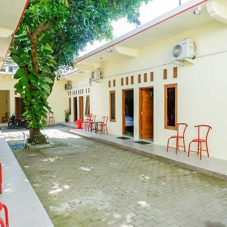 Reddoorz @ Umbul Ponggok Waterpark Klaten Εξωτερικό φωτογραφία