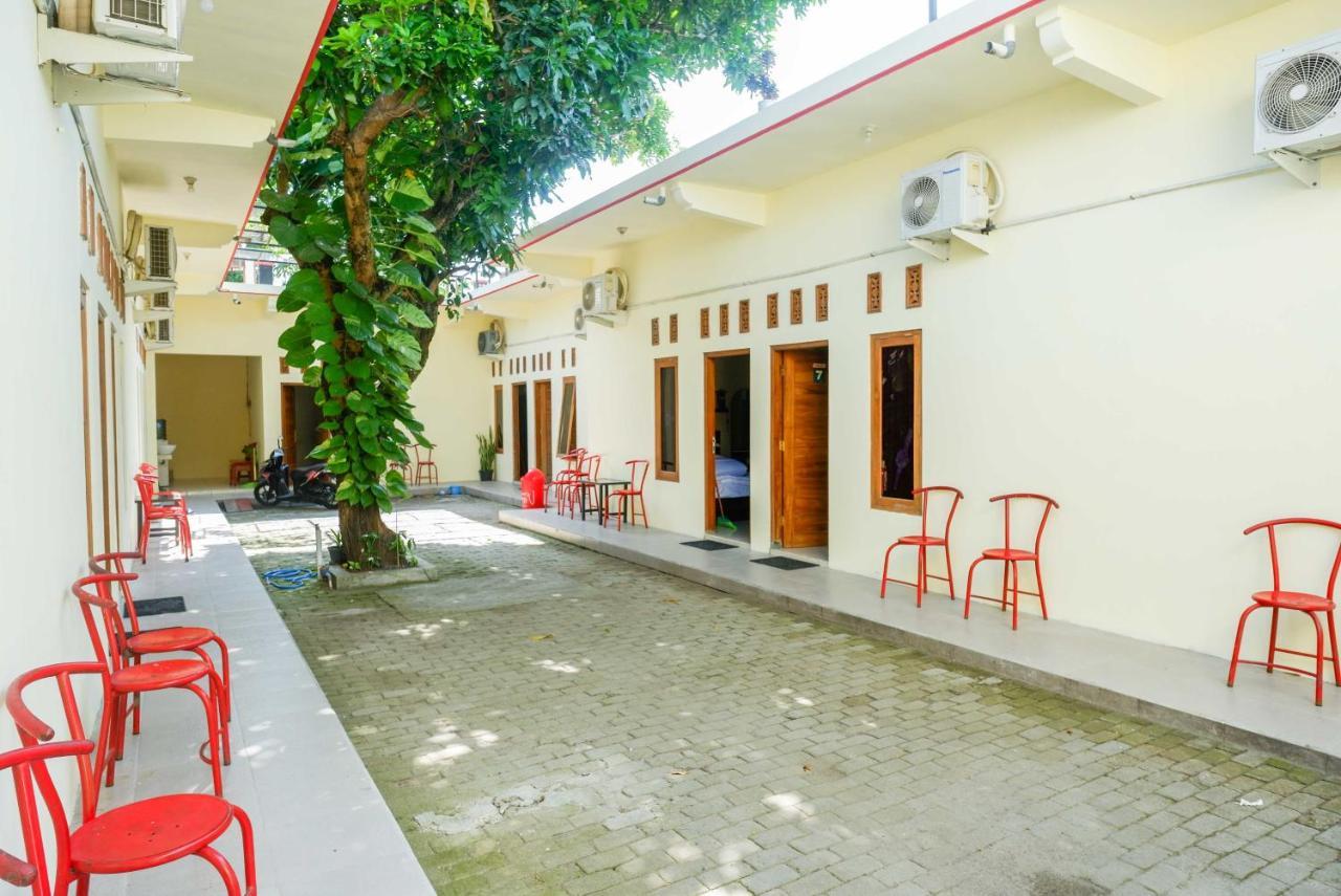 Reddoorz @ Umbul Ponggok Waterpark Klaten Εξωτερικό φωτογραφία